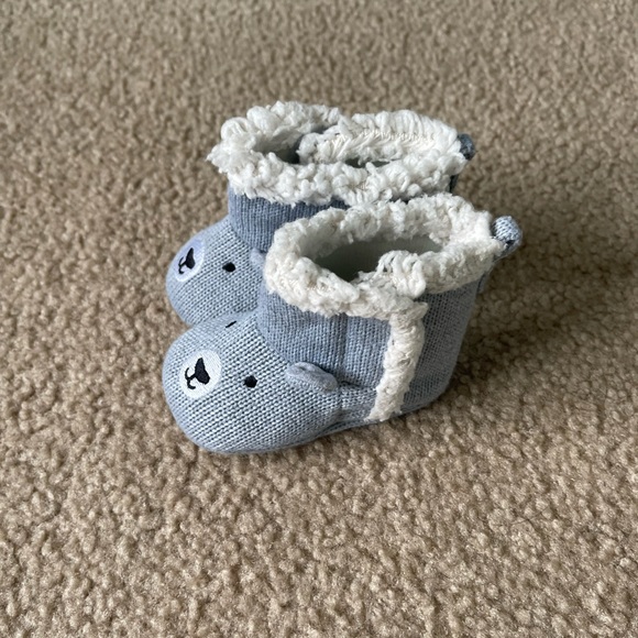 Carter’s Baby Booties - Picture 2 of 5